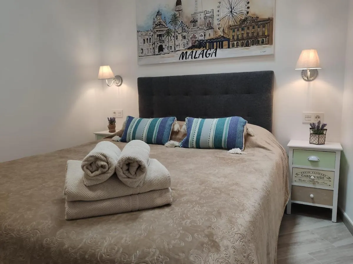 Malasana 51, New Art Apartment, Breakfast Included, Historic Center, Quite Neighborhood, Ml Malaga Spain