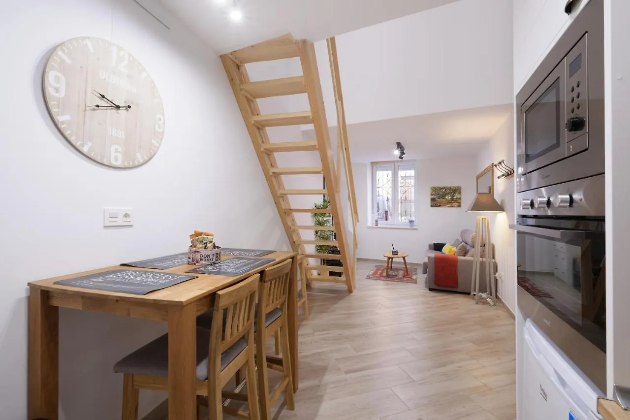 Malasana 51, New Art Apartment, Breakfast Included, Historic Center, Quite Neighborhood, Ml Malaga 0*,