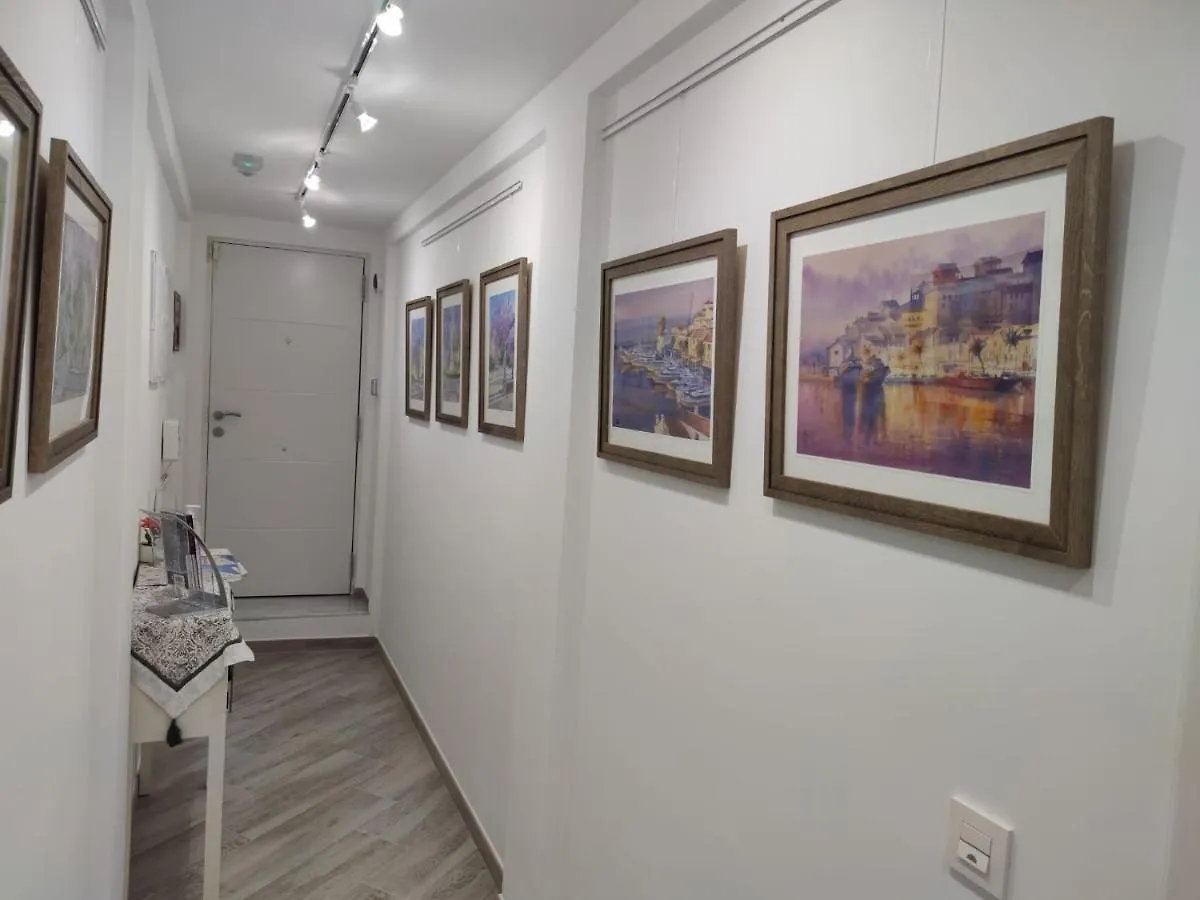 דירה מאלגה Malasana 51, New Art Apartment, Breakfast Included, Historic Center, Quite Neighborhood, Ml ספרד