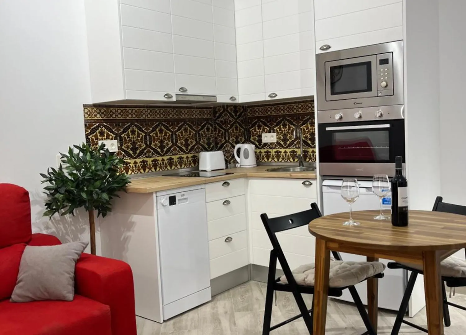 מאלגה Malasana 51, New Art Apartment, Breakfast Included, Historic Center, Quite Neighborhood, Ml 0*,  ספרד